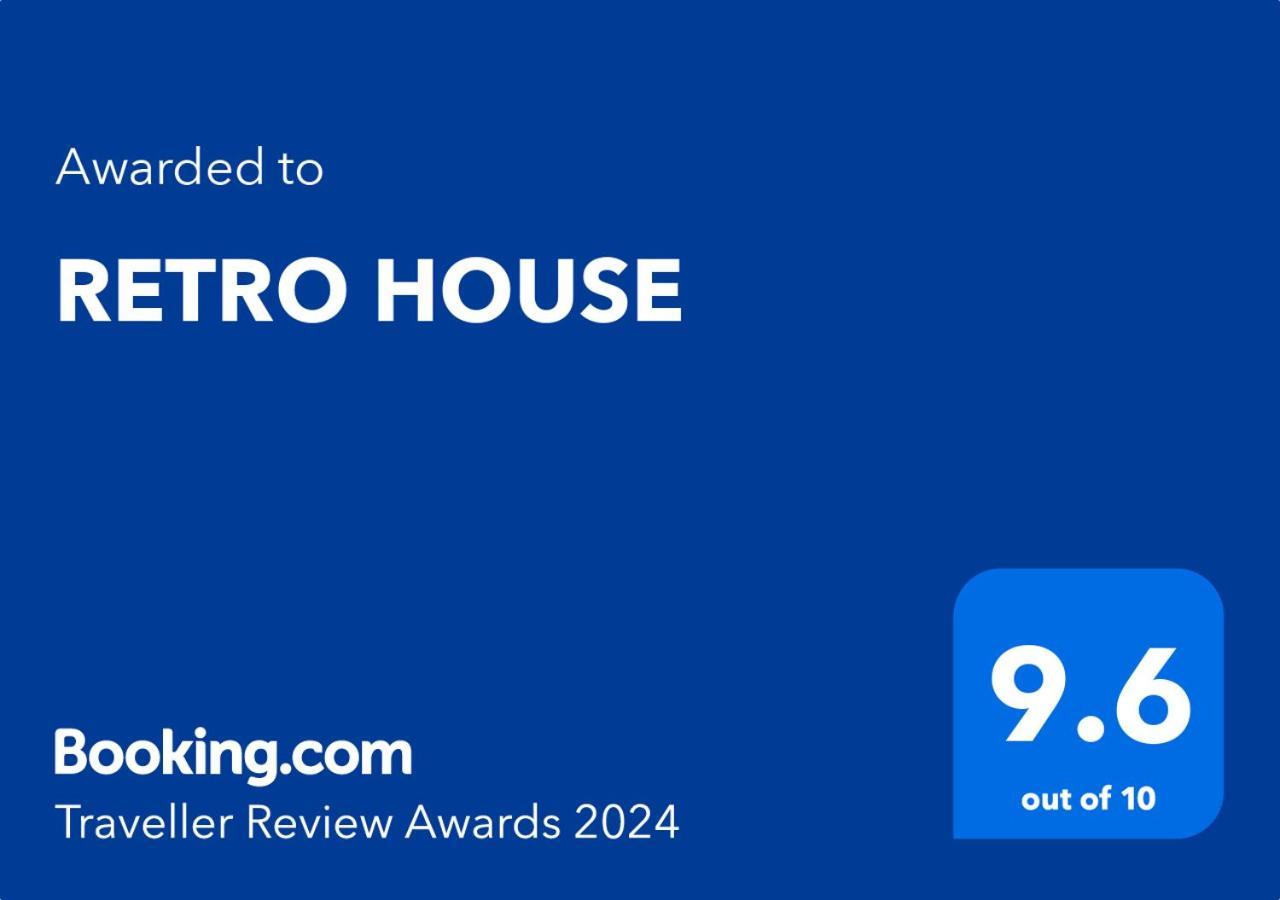 ブラショフ Retro House Mountain Viewヴィラ エクステリア 写真